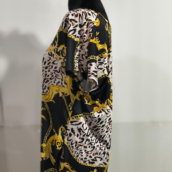 Free Kisses Women's 1 X Stretch Short Sleeve Black and Gold Blouse - Picture 4 of 6